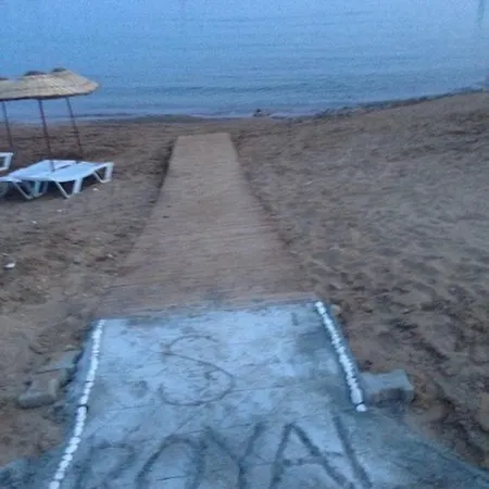 Royal 6 Ahmet * Avsallar